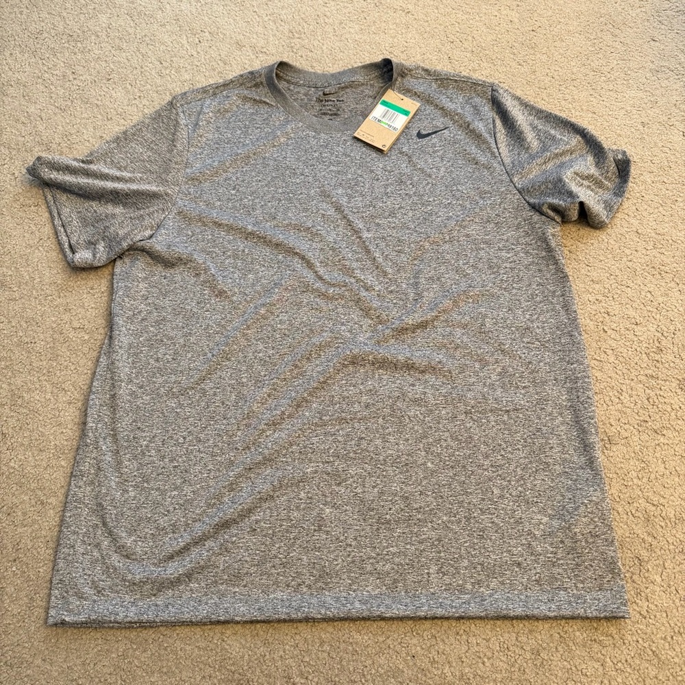 Nike Men's Heather Gray Short Sleeve Tee
